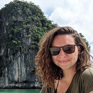 Meet your Posher, Kelly